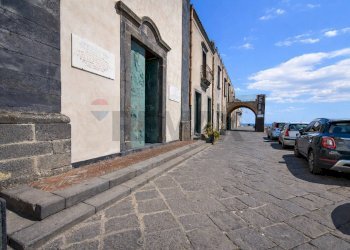 Edificio all\'aperto - Casa indipendente Via Baronessa
 
25, Riposto - foto 24