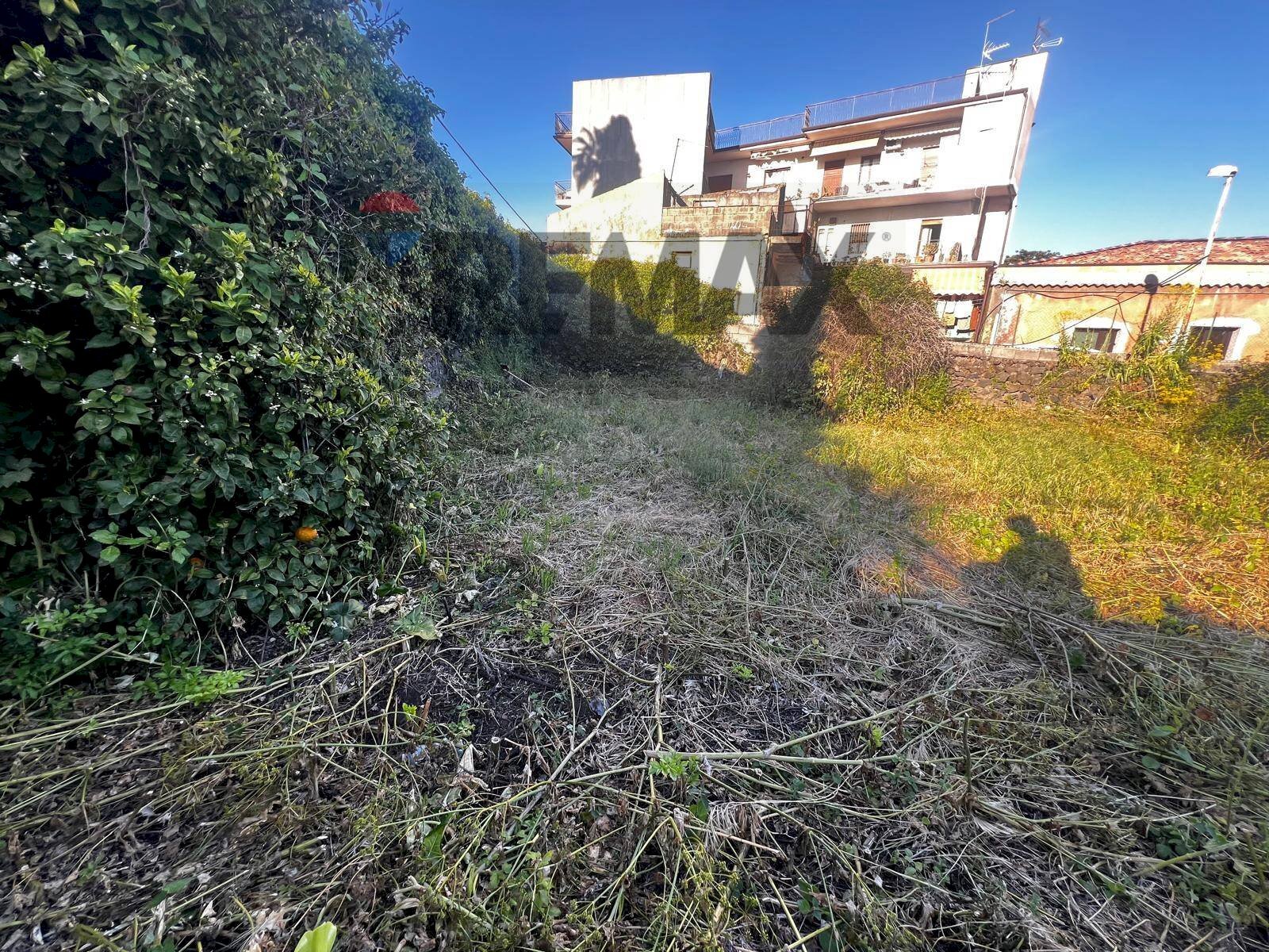 Giardino - Terreno edificabile Via Vincenzo Bellini
snc, Gravina di Catania - foto 2