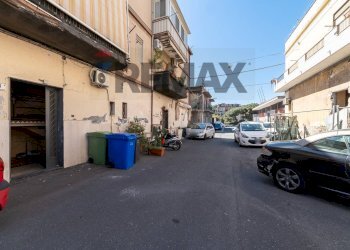 Edificio all\'aperto - Independent house VIA GIOVANNI TUCCARI
 
4, Catania - photo 2