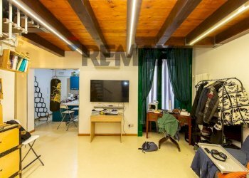 Soggiorno - Two-room apartment Via Etnea
 
474, Catania - photo 9