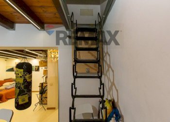 Scale - Two-room apartment Via Etnea
 
474, Catania - photo 19