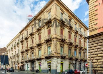 Edificio all\'aperto - Two-room apartment Via Etnea
 
474, Catania - photo 27