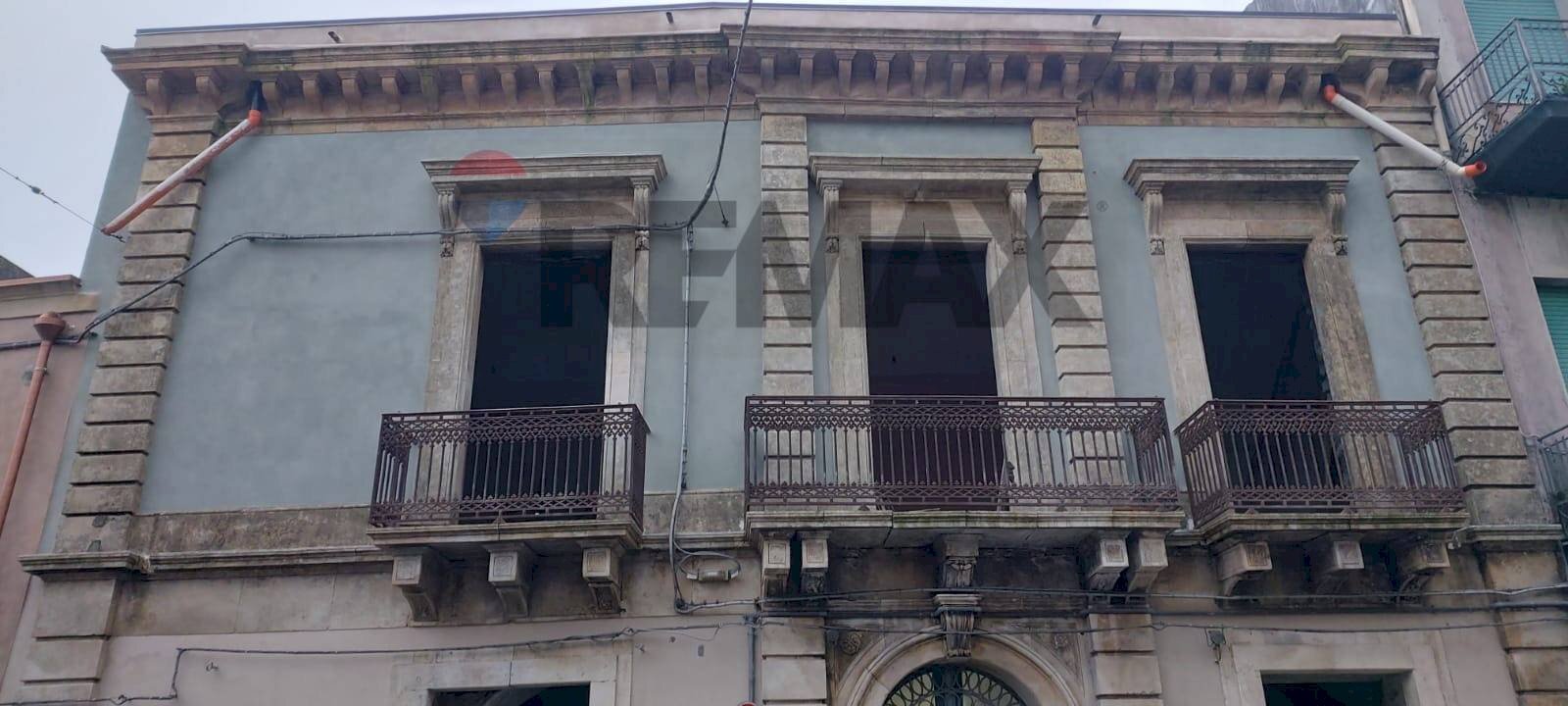 Edificio all\'aperto - Independent house Piazza Municipio
 
1/2/3, Linguaglossa - photo 1