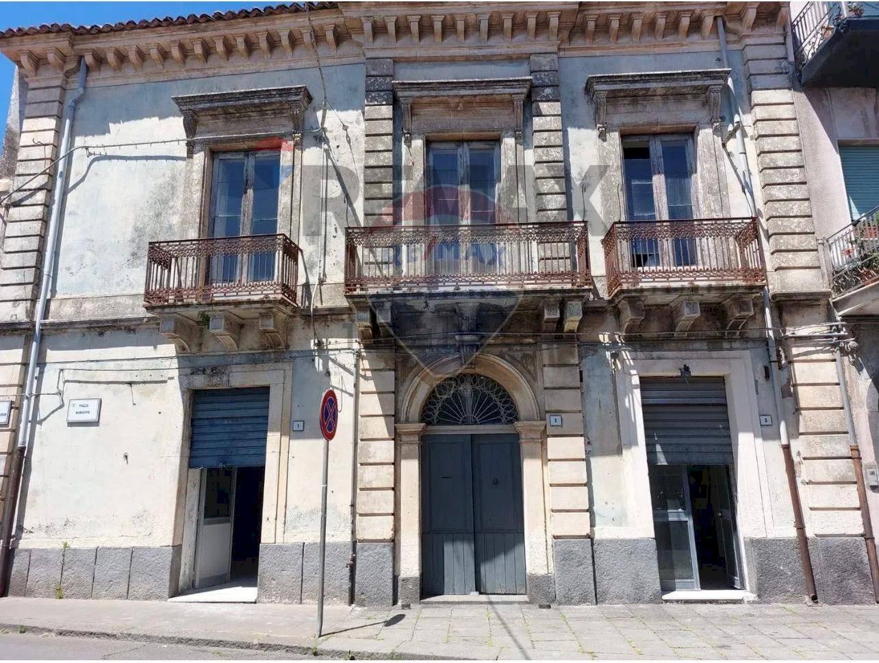Edificio all\'aperto - Independent house Piazza Municipio
 
1/2/3, Linguaglossa - photo 2