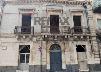 Edificio all\'aperto - Independent house Piazza Municipio
 
1/2/3, Linguaglossa - photo 4