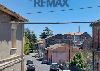 Edificio all\'aperto - Independent house Piazza Municipio
 
1/2/3, Linguaglossa - photo 18