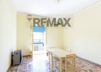 Sala da pranzo - Three-room apartment Via Francesco Guglielmino
 
5, Aci Catena - photo 2