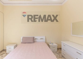 Camera / camera da letto - Three-room apartment Via Francesco Guglielmino
 
5, Aci Catena - photo 14