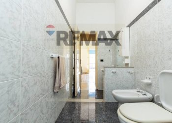 Bagno - Three-room apartment Via Francesco Guglielmino
 
5, Aci Catena - photo 20