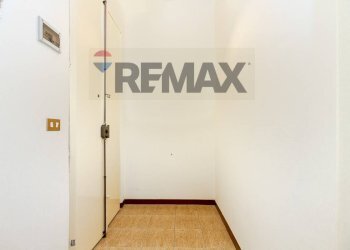 Hall / corridoio - Three-room apartment Via Francesco Guglielmino
 
5, Aci Catena - photo 22