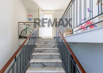 Scale - Three-room apartment Via Francesco Guglielmino
 
5, Aci Catena - photo 30