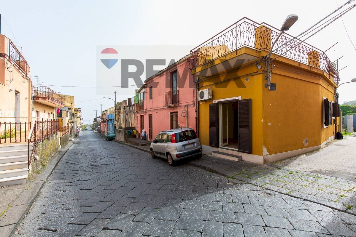 Casa all\'aperto - Casa indipendente Via S. Piero Patti
 
58, Acireale - foto 2