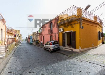Casa all\'aperto - Casa indipendente Via S. Piero Patti
 
58, Acireale - foto 2