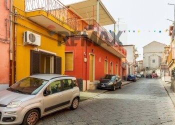 Edificio all\'aperto - Casa indipendente Via S. Piero Patti
 
58, Acireale - foto 3