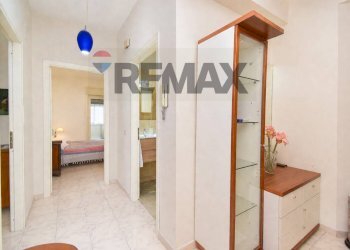 Hall / corridoio - Three-room apartment via regina bianca
 
81, Catania - photo 3