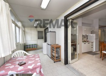Sala da pranzo - Three-room apartment via regina bianca
 
81, Catania - photo 21