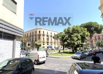 Edificio all\'aperto - Three-room apartment via Finocchiaro Aprile
 
170, Catania - photo 1