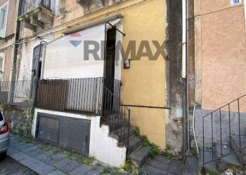 Edificio all\'aperto - Three-room apartment via Finocchiaro Aprile
 
170, Catania - photo 2