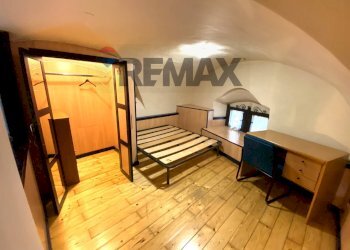 Camera / camera da letto - Three-room apartment via Finocchiaro Aprile
 
170, Catania - photo 14
