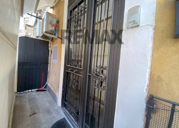 Balcone - Three-room apartment via Finocchiaro Aprile
 
170, Catania - photo 22