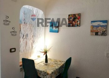 Sala da pranzo - Bilocale Vicolo Castro
 
5, Catania - foto 2