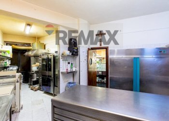 Cucina - Cafeteria - Cold Bar Viale della Regione
53, Motta Sant'Anastasia - photo 12
