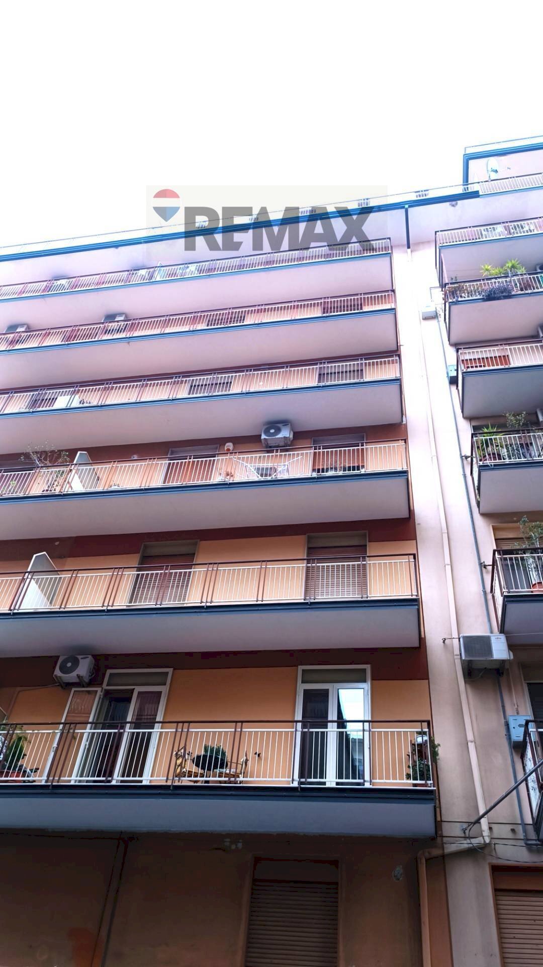 Edificio all\'aperto - Three-room apartment via Lombardia
 
15, Acireale - photo 2