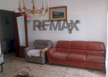 Soggiorno - Three-room apartment via Lombardia
 
15, Acireale - photo 7