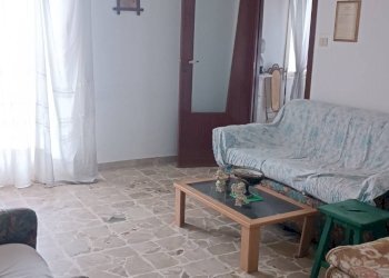Soggiorno - Three-room apartment via Lombardia
 
15, Acireale - photo 9