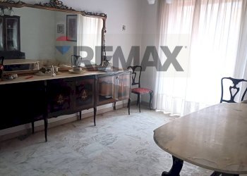 Sala da pranzo - Three-room apartment via Lombardia
 
15, Acireale - photo 14