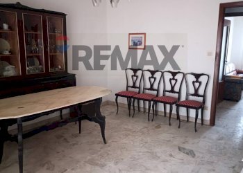 Sala da pranzo - Three-room apartment via Lombardia
 
15, Acireale - photo 15