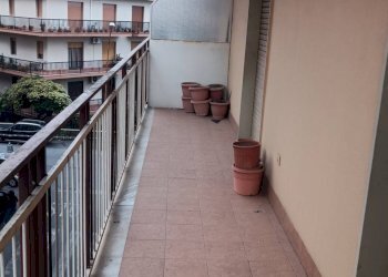 Balcone - Three-room apartment via Lombardia
 
15, Acireale - photo 16