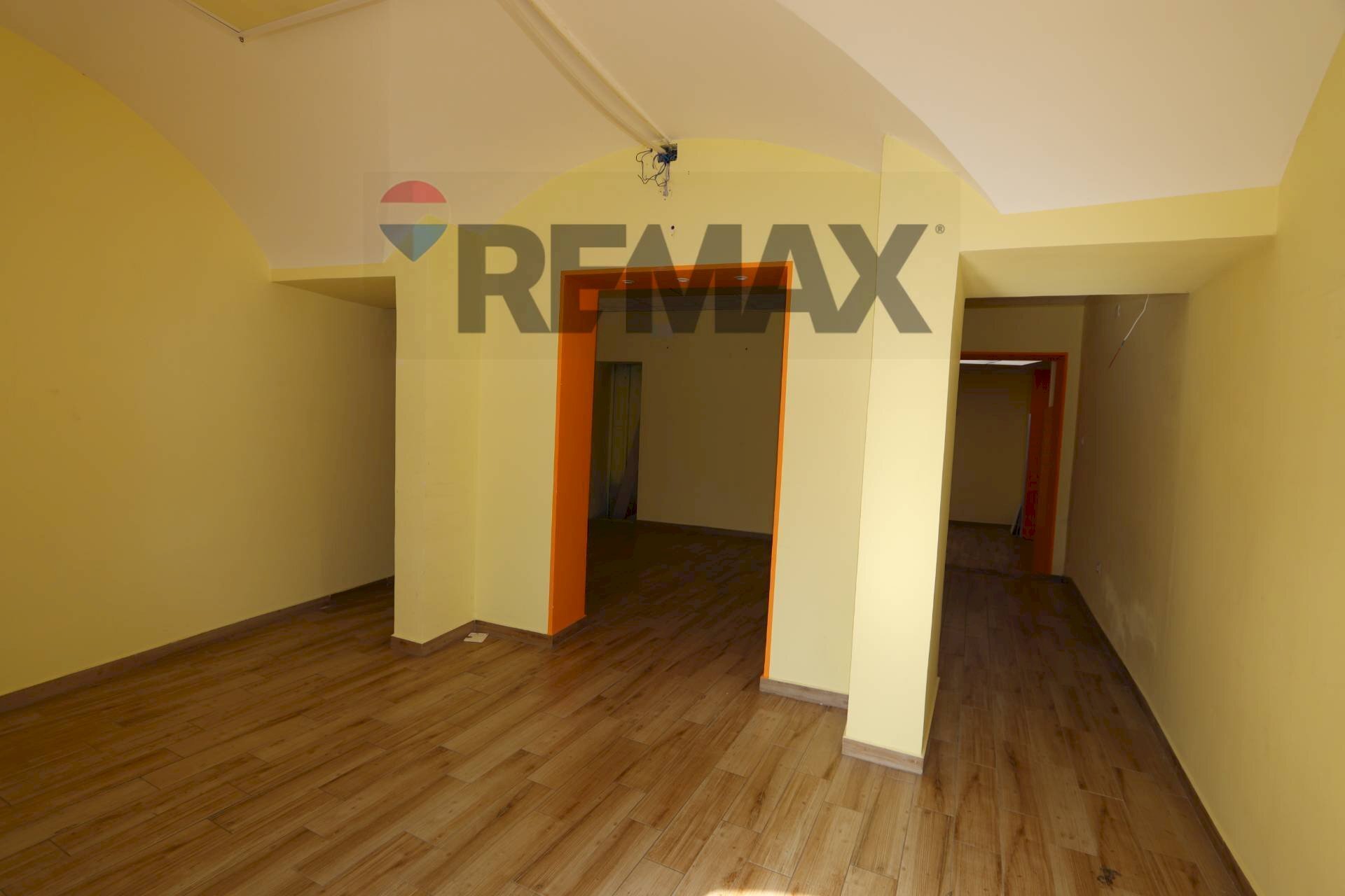Stanza vuota - Commercial Premises Viale delle Provincie
83, Giarre - photo 2
