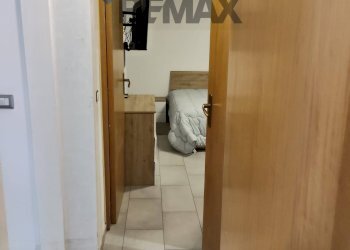 Hall / corridoio - Quadrilocale Via Mario Amato
 
38, Mascali - foto 23