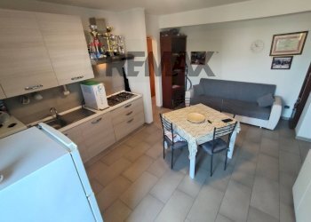 Sala da pranzo - Quadrilocale Via Mario Amato
 
38, Mascali - foto 26