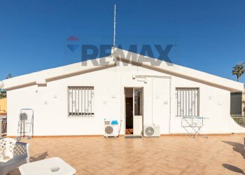 Terrazza - Villa Via Islanda
 
5, Siracusa - foto 9