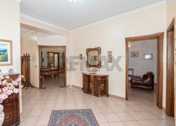 Hall / corridoio - Appartamento Via Giuseppe Bonaventura
 
22, Randazzo - foto 3