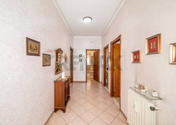 Hall / corridoio - Appartamento Via Giuseppe Bonaventura
 
22, Randazzo - foto 15