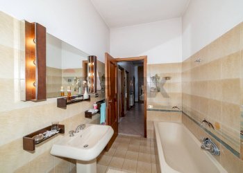 Bagno - Appartamento Via Giuseppe Bonaventura
 
22, Randazzo - foto 22
