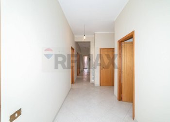 Hall / corridoio - Appartamento Via Bonaventura
 
22/C, Randazzo - foto 9