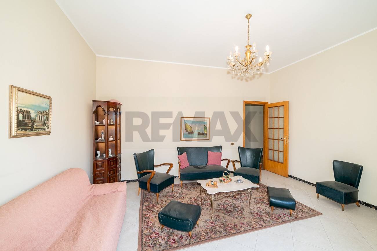 Soggiorno - Appartamento Via Bonaventura
 
22, Randazzo - foto 2