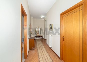 Hall / corridoio - Appartamento Via Bonaventura
 
22, Randazzo - foto 14