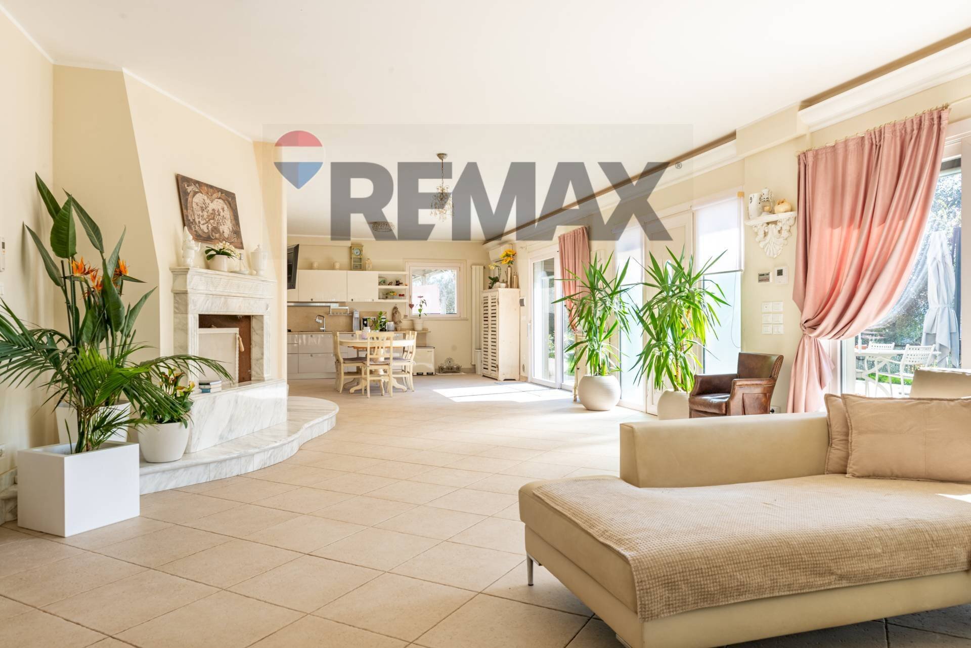 Soggiorno - Casa indipendente Loc.Libbia
 
18/b, Arezzo - foto 2
