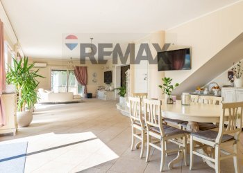 Sala da pranzo - Casa indipendente Loc.Libbia
 
18/b, Arezzo - foto 5