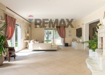 Soggiorno - Casa indipendente Loc.Libbia
 
18/b, Arezzo - foto 7