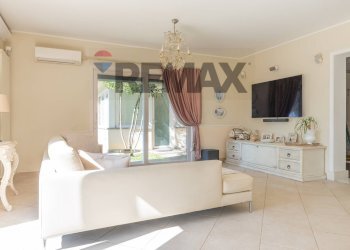 Soggiorno - Casa indipendente Loc.Libbia
 
18/b, Arezzo - foto 8