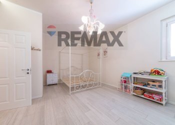 Camera / camera da letto - Casa indipendente Loc.Libbia
 
18/b, Arezzo - foto 17