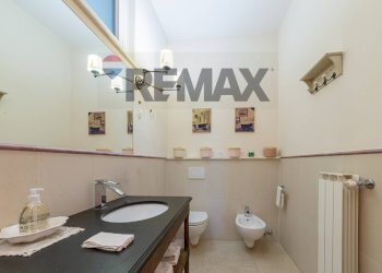 Bagno - Casa indipendente Loc.Libbia
 
18/b, Arezzo - foto 19