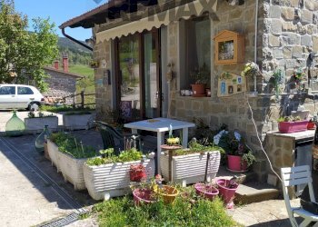 Casa all\'aperto - Casa semi indipendente Località Compito
 
6, Chiusi della Verna - foto 1
