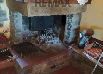 Dettagli - Casa semi indipendente Località Compito
 
6, Chiusi della Verna - foto 13